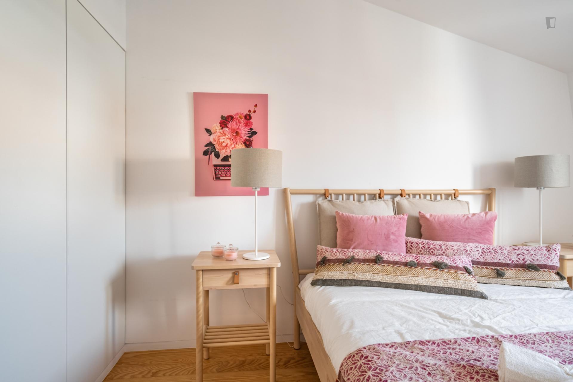 Manchester- Bright and Beautiful Apartment in Lisbon - Bedroom