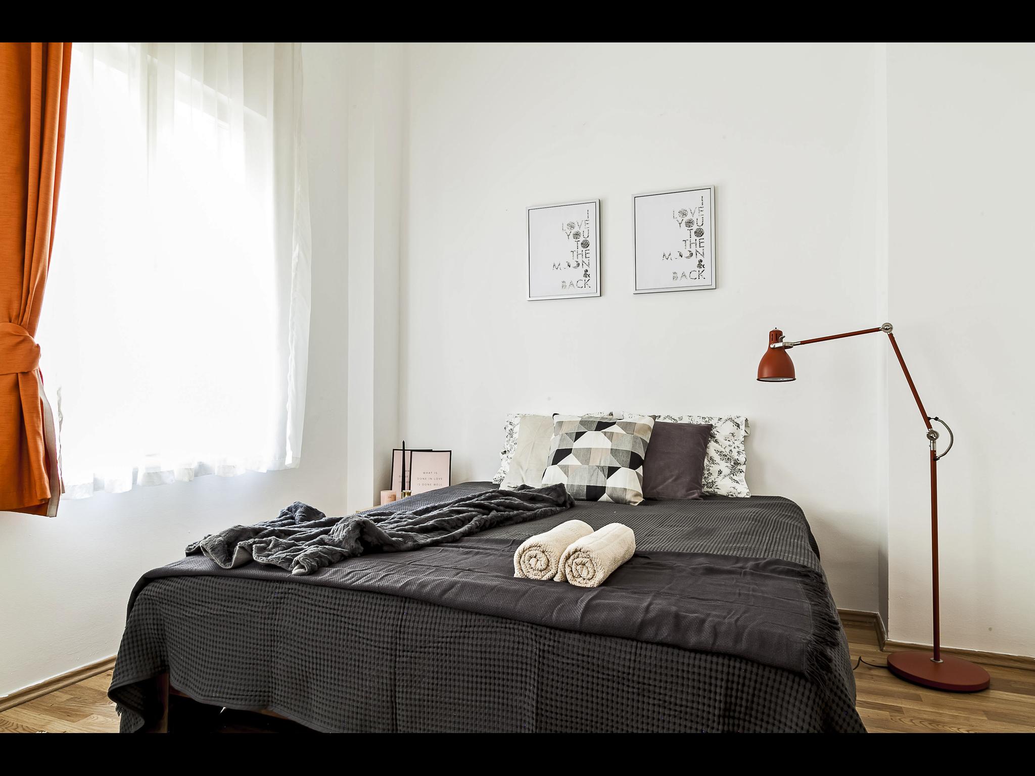 Nagymez 4 - Room with bathroom in Budapest - Bedroom