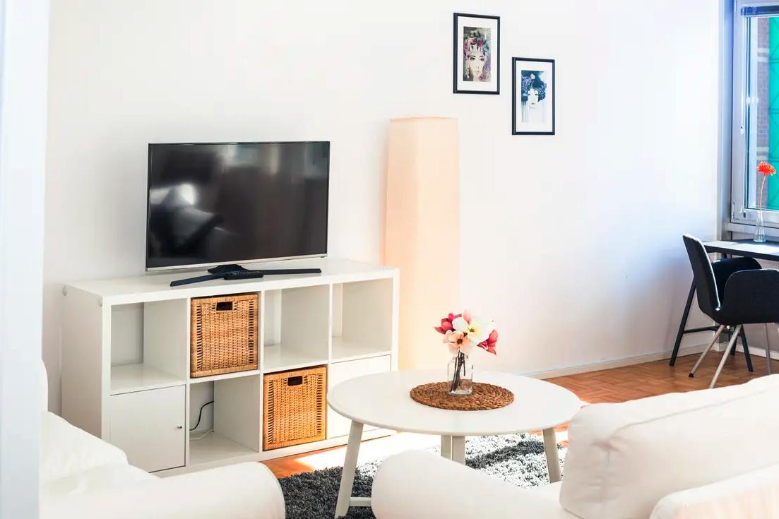 Wilhelm - Bright and lovely flat in Berlin - TV