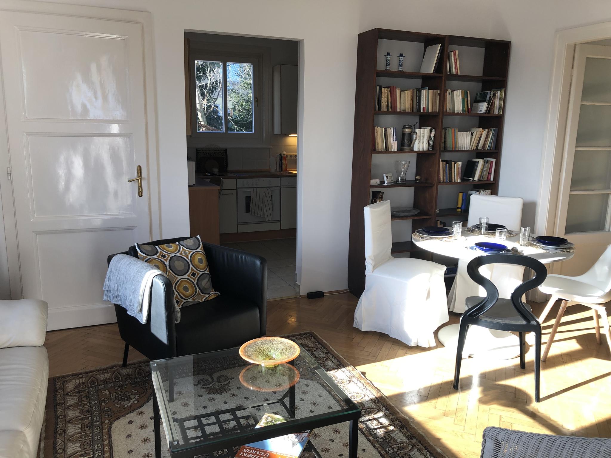 Hegyalja - Cosy apartment in Budapest - Coffee table