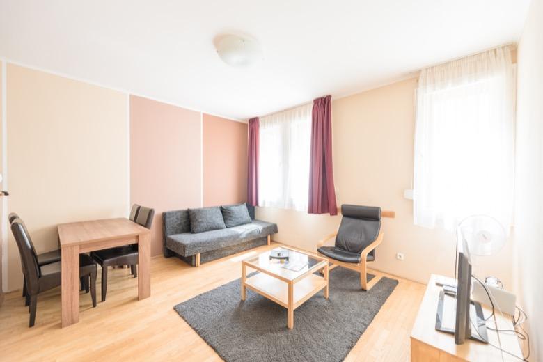 Hollo - Comfortable apartment in Budapest - Sofa
