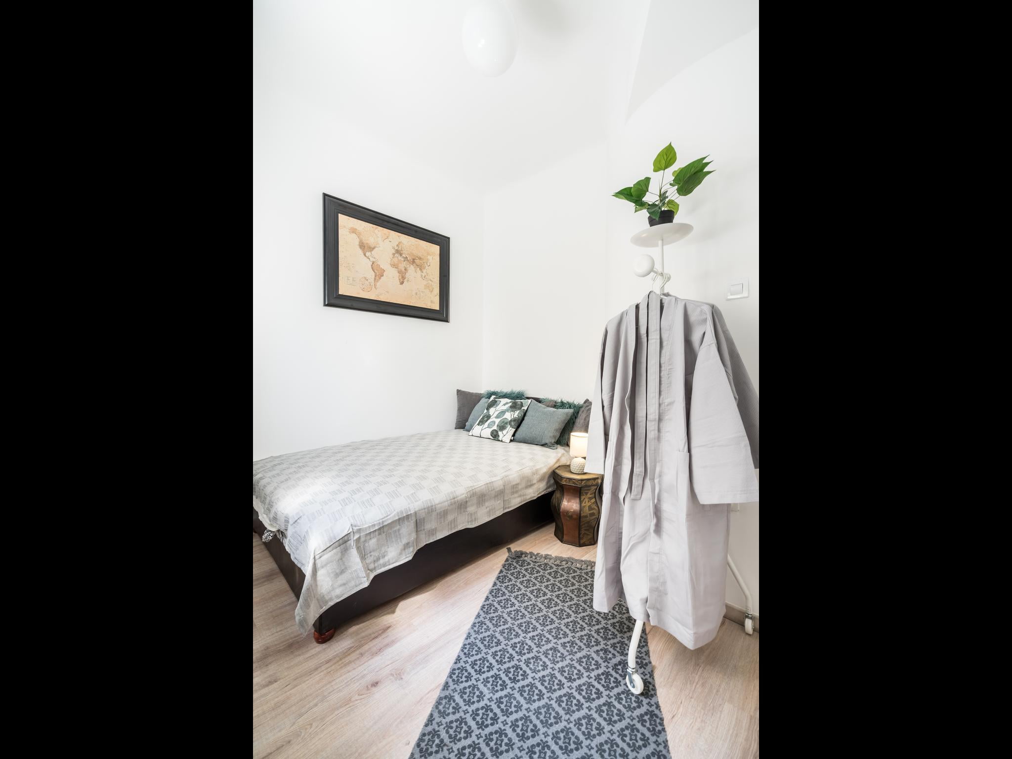 Ponty - 3 Bedroom flat in Budapest - Bed