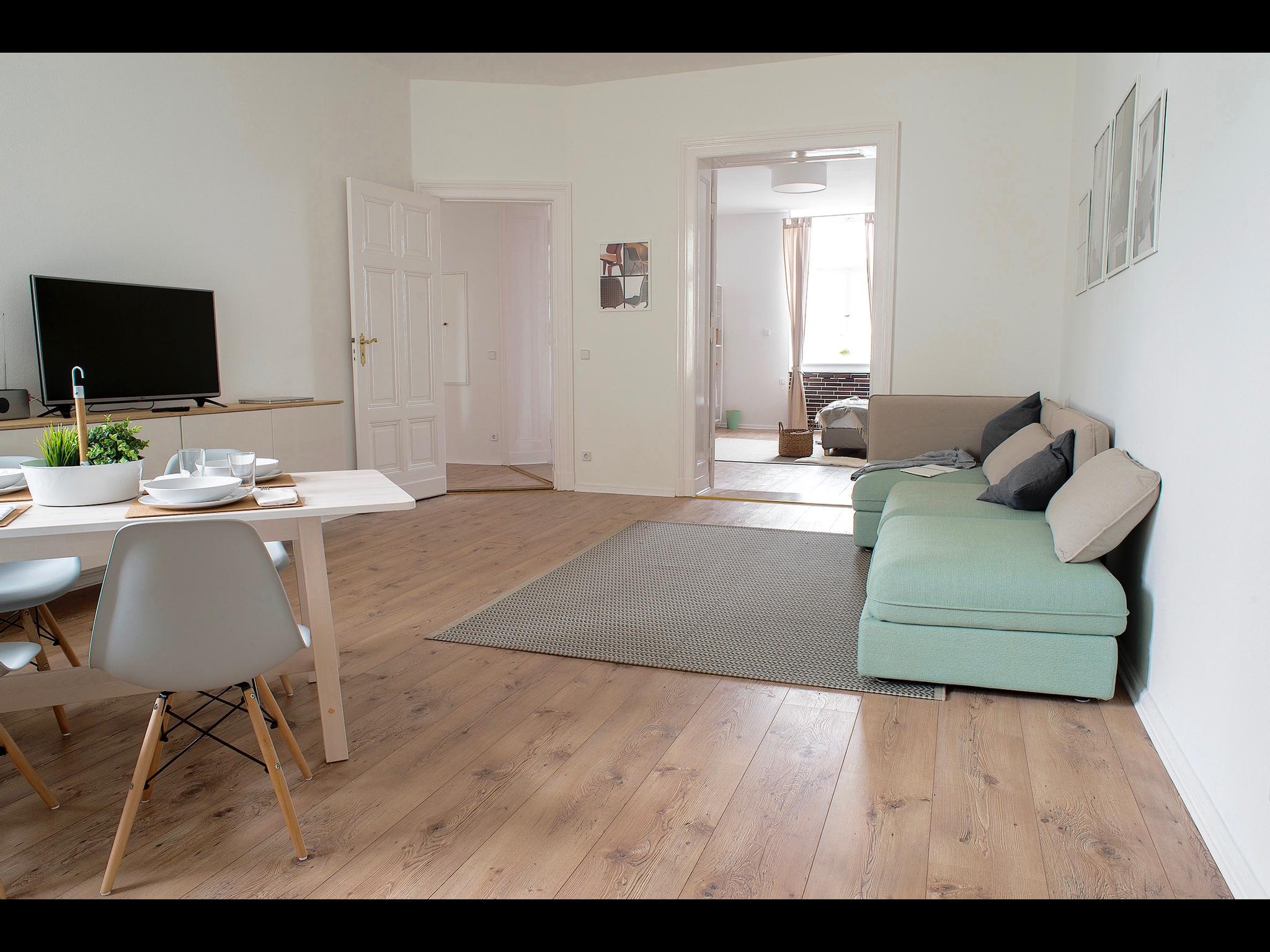 Wartenburg - Top floor apartment in Berlin - Living room