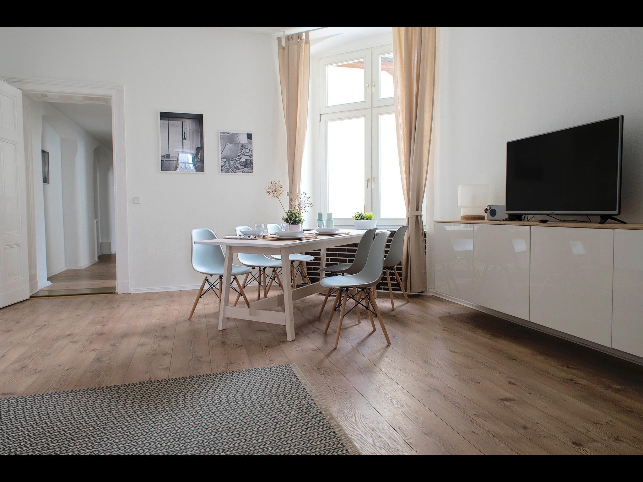 Wartenburg - Top floor apartment in Berlin - Living room