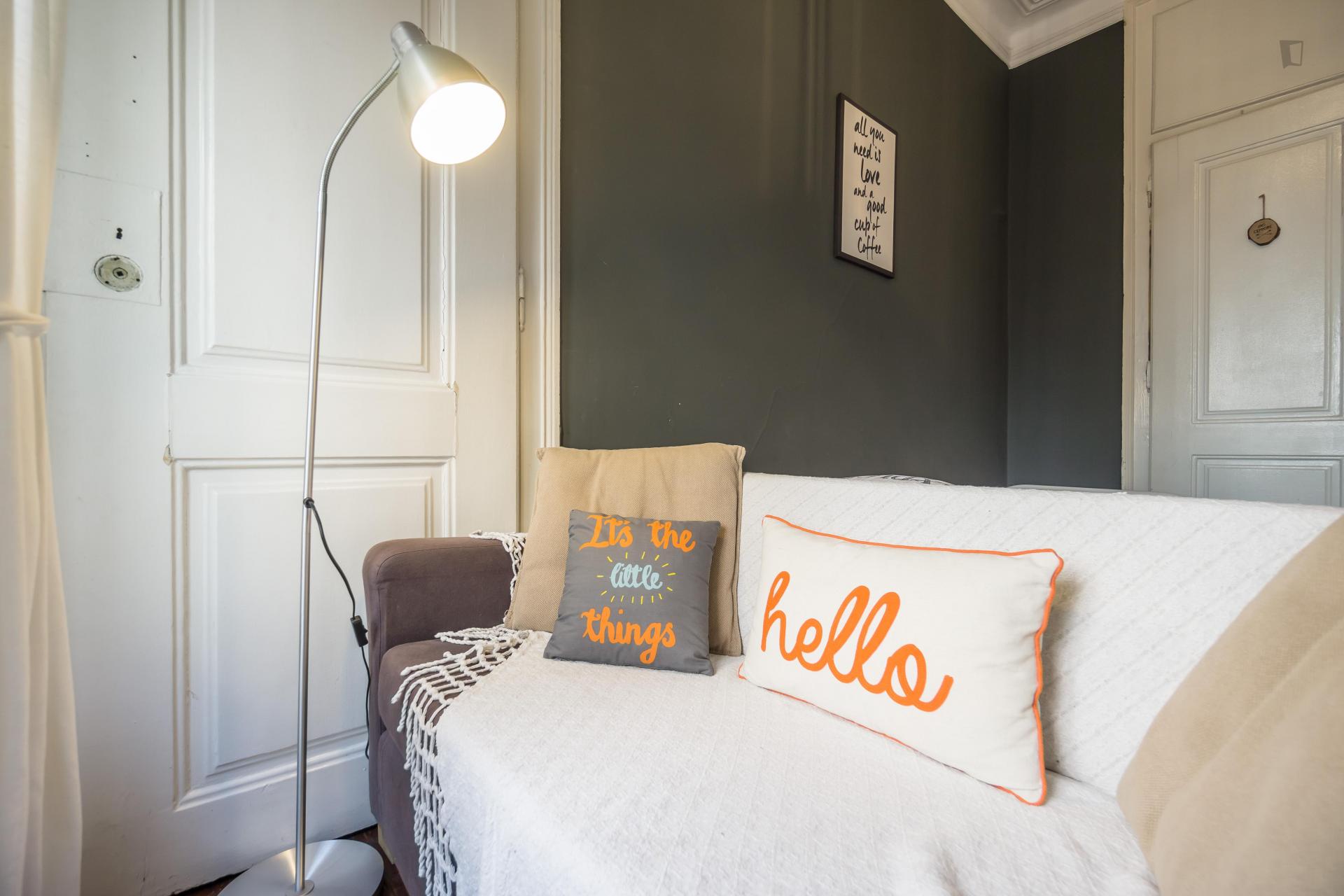 Teixeira- Single bedroom in shared flat in Lisbon - Bedroom