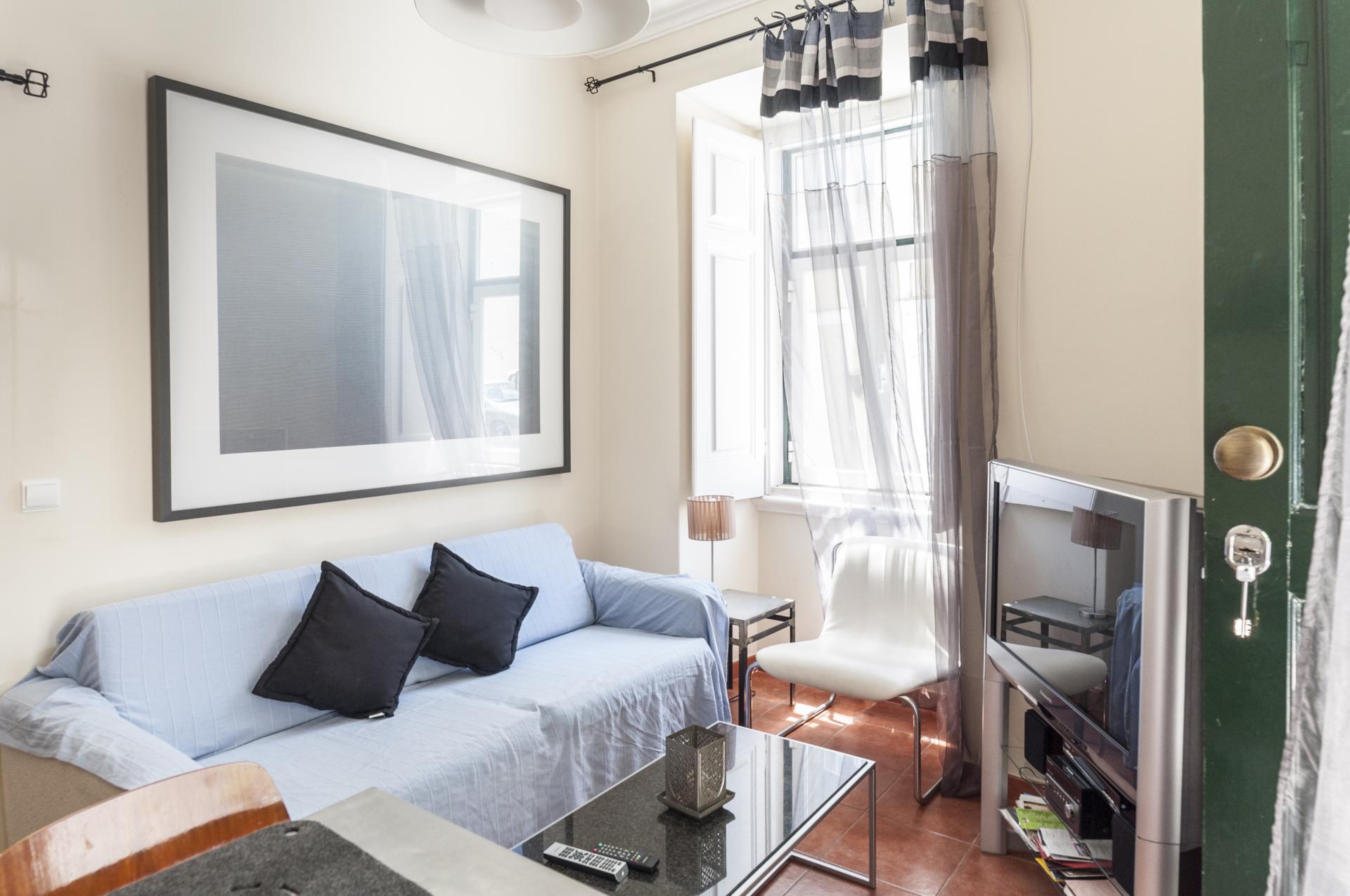 Gomes- Beautifully located Apartment in Lisbon - Living Room