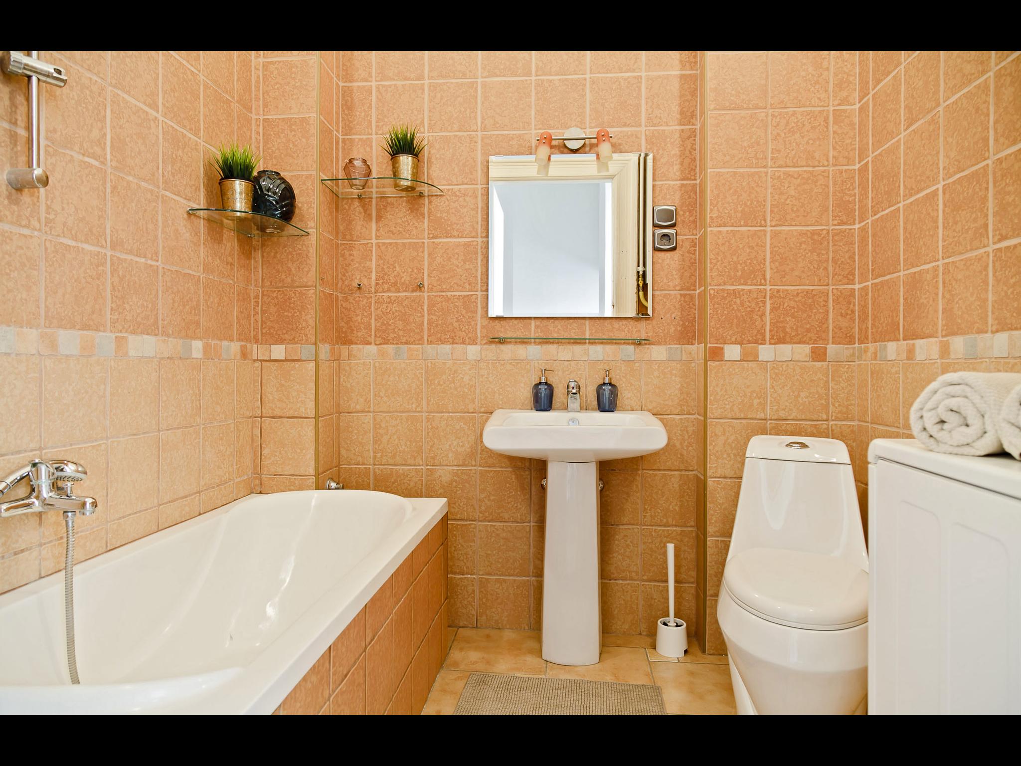 Rakoczi 4 - Bedroom for rent in Budapest - Bathroom