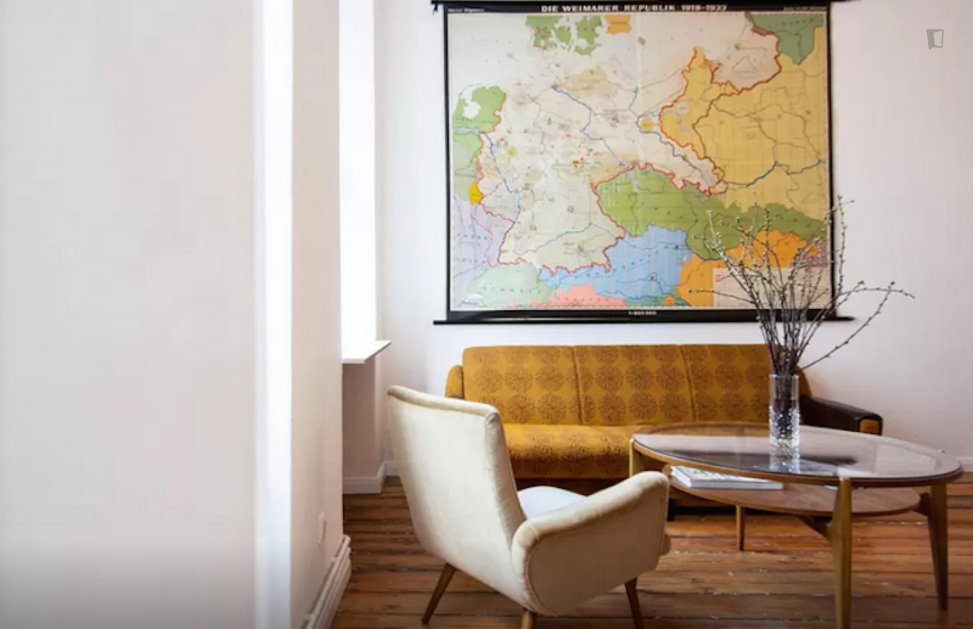 Gorlit - Expat apartment in Berlin - Living room