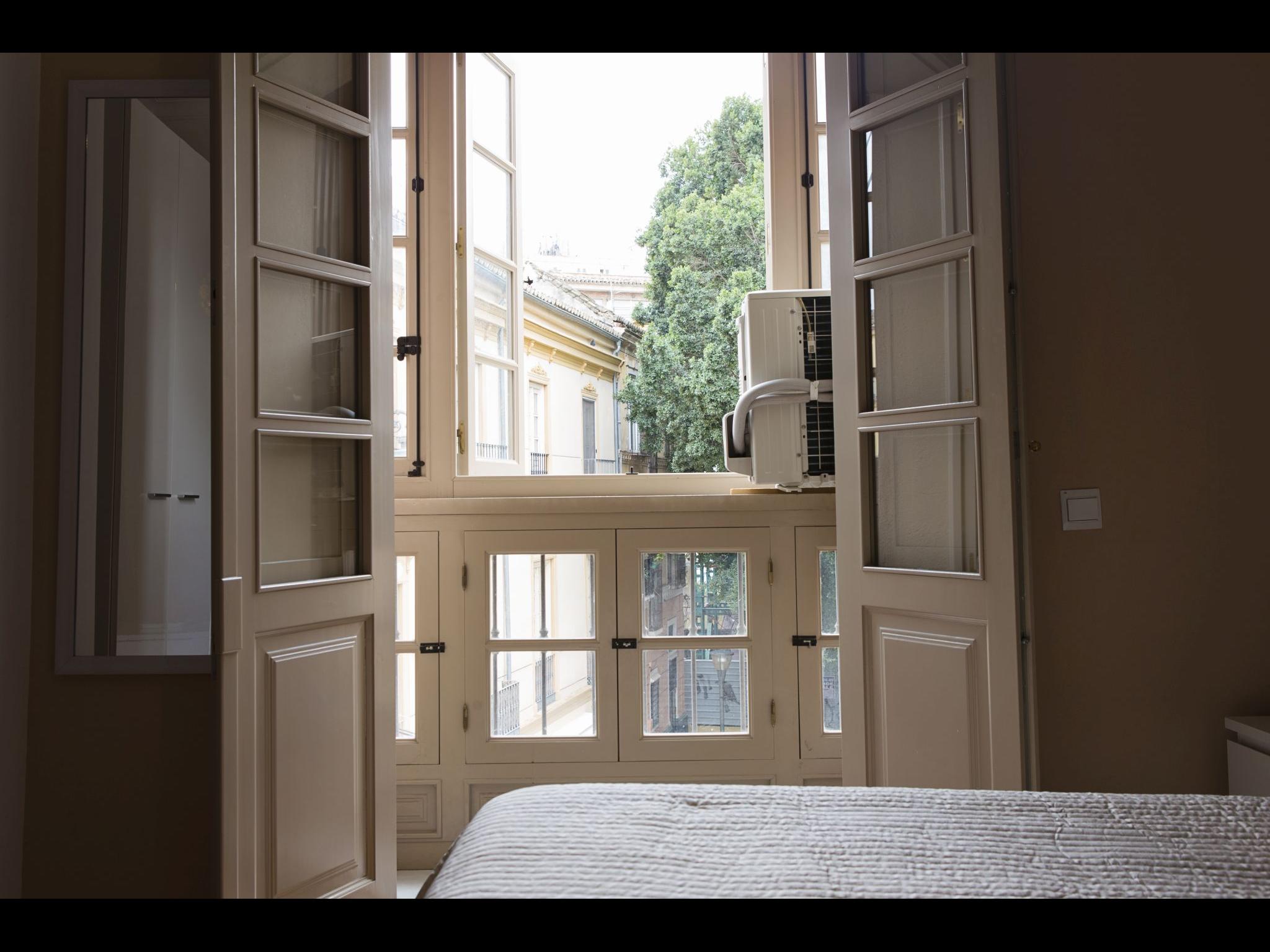 Carretería- Spacious Studio Apartment Malaga - Bedroom v iew