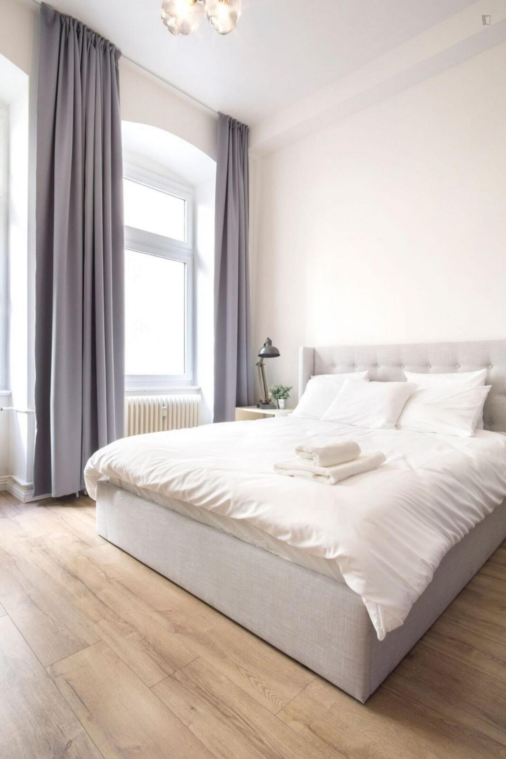 Rucker - Modern furnished studio in Berlin - bed