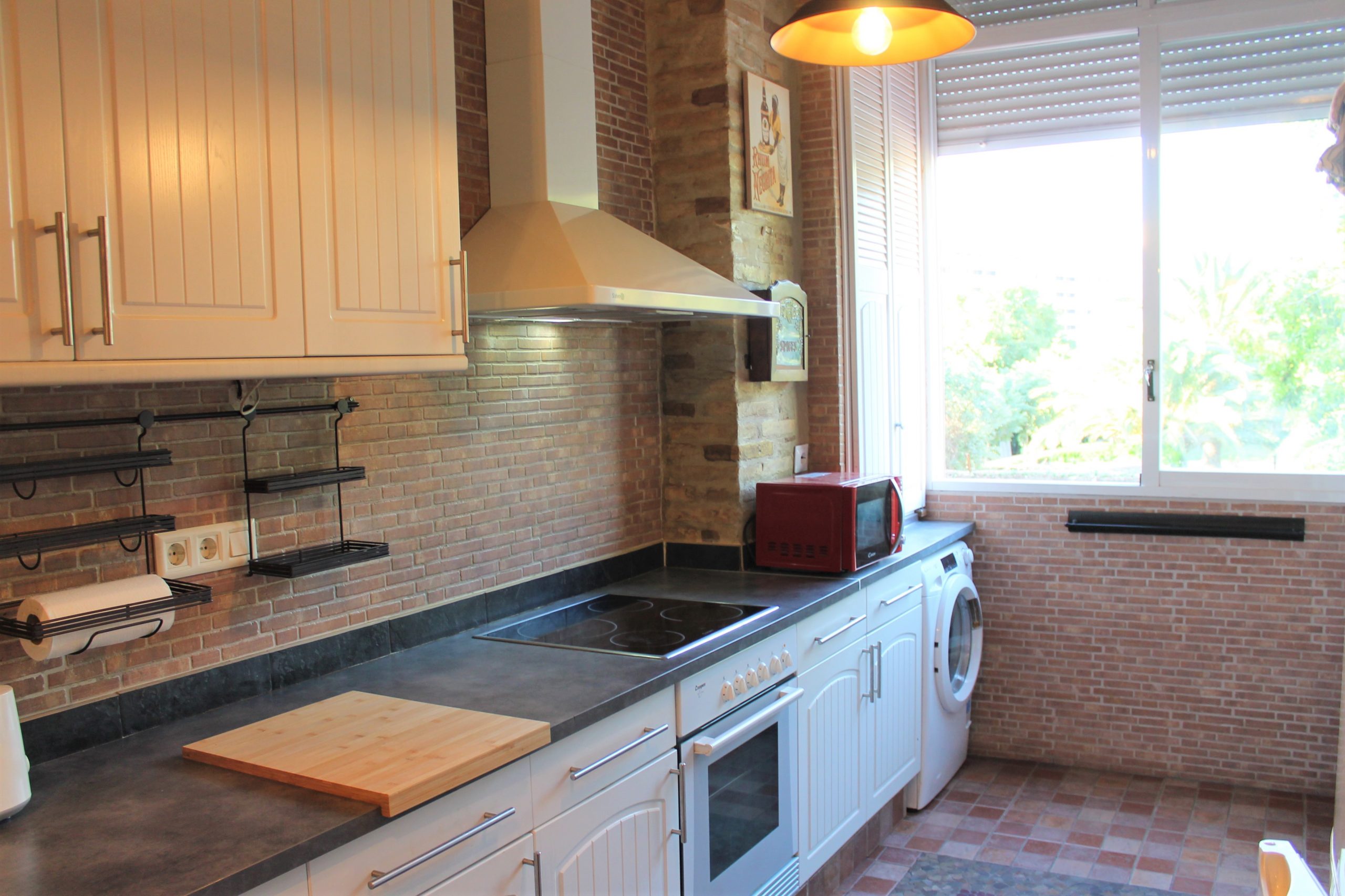 Nador – Fully equipped apartment in Valencia for expats - Kitchen