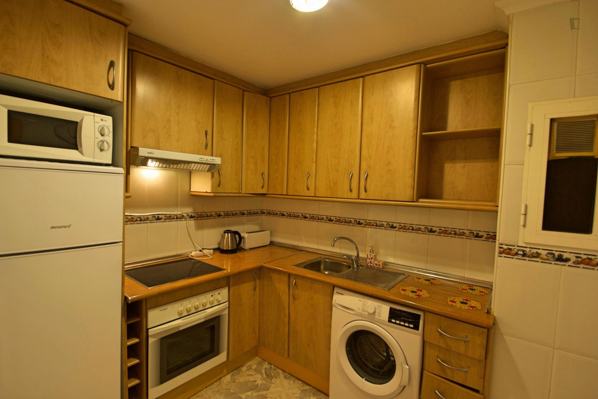 Campoamor -Nice double room in Alicante - Kitchen