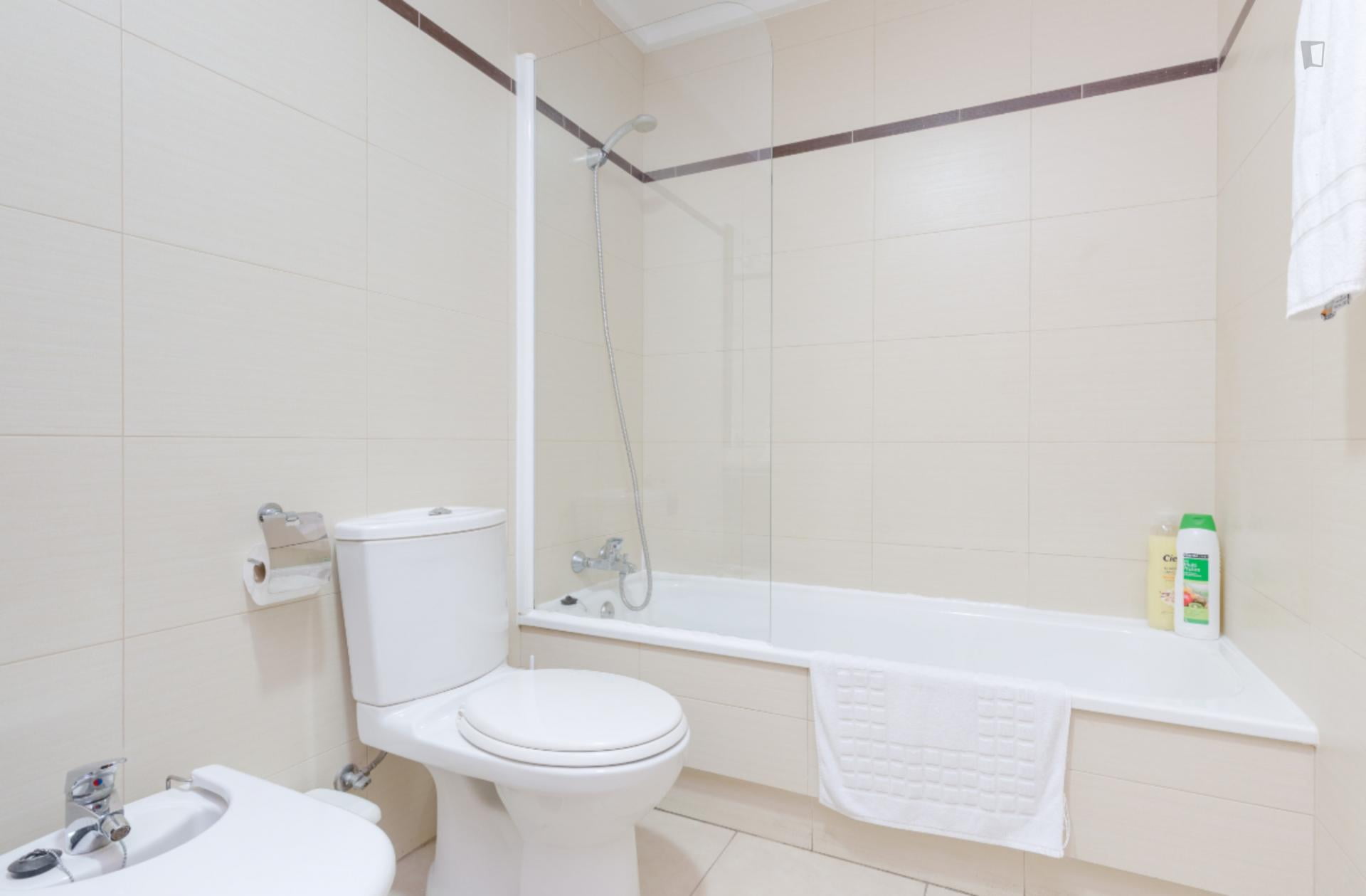 Reino Unido - Cool flat in Alicante - Bathroom