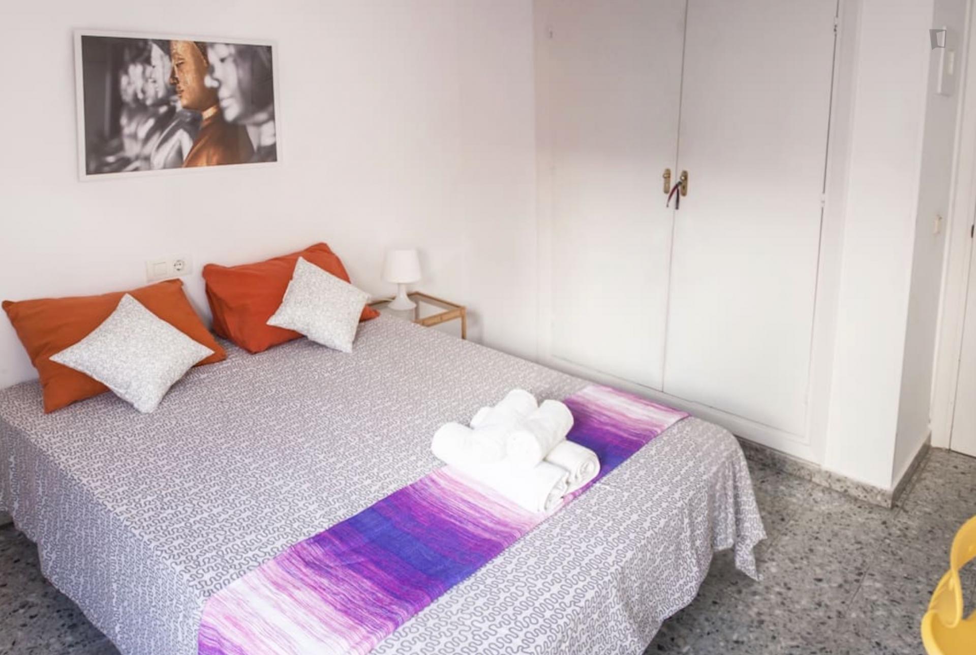 Comedias 2- Bedroom with a Terrace in Malaga - Bedroom