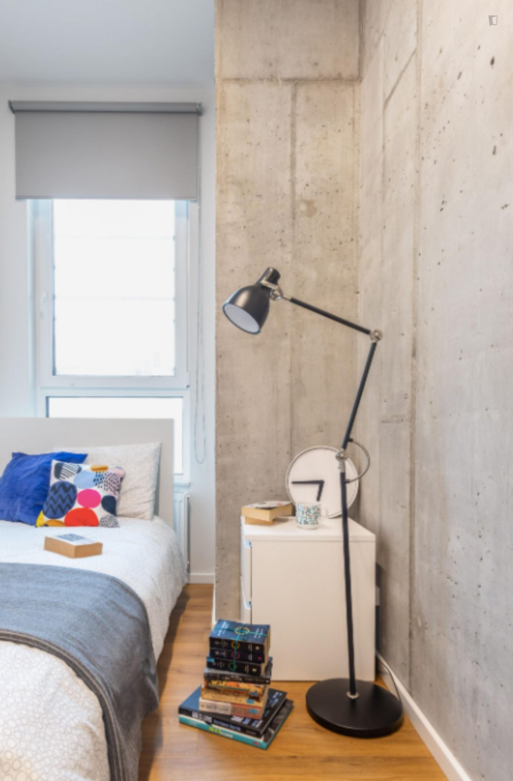 Roman 2 - Spacious bedroom in Krakow - Desk