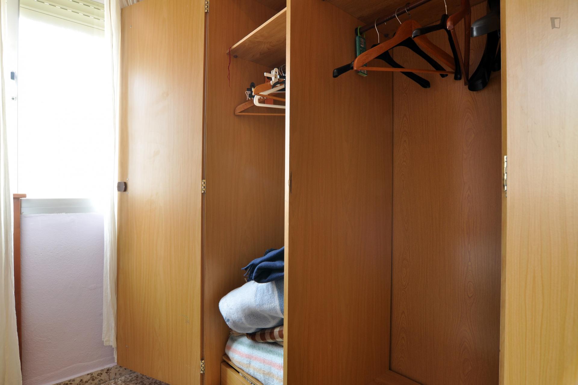 Europa- Student Flat in Malaga Near University - Bedroom