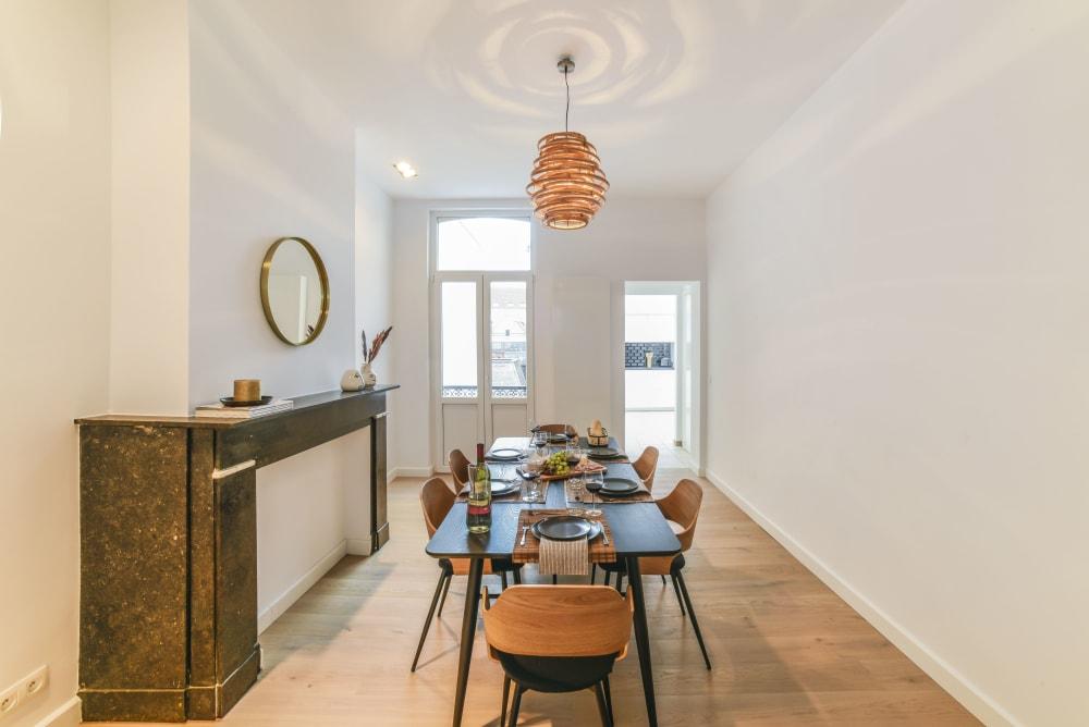 Antoine - Luxury furnished apartment in Brussels - Dining table
