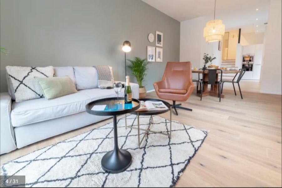 Place - Exclusive apartment for expats in Brussels - Living room