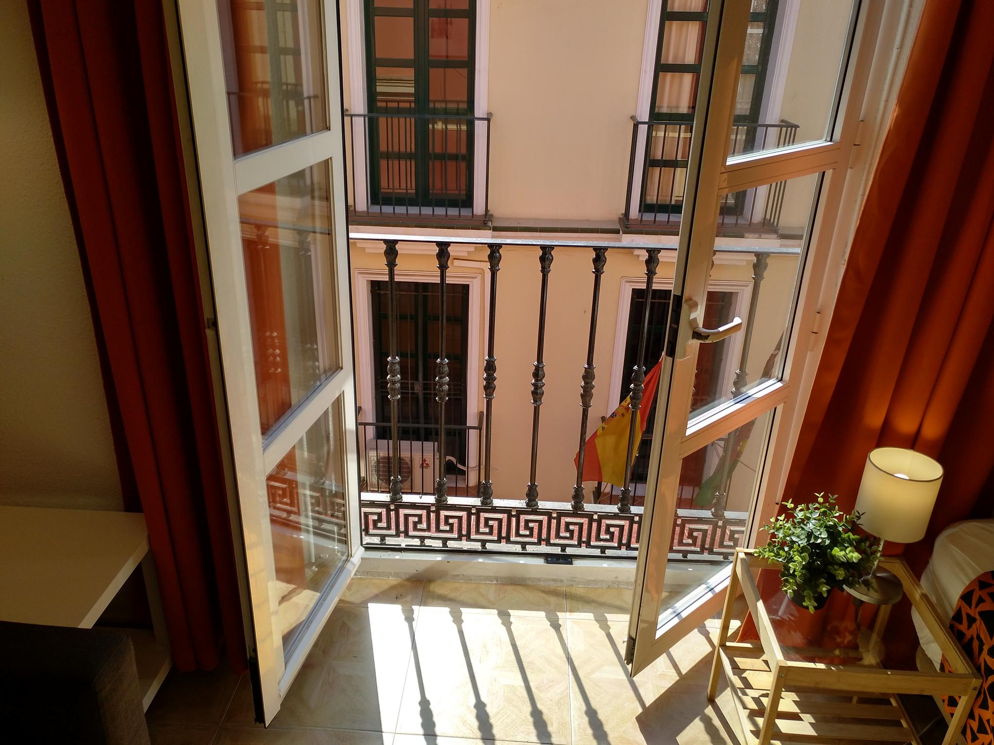 Franquelo - Private room in an apartment in Málaga - Balcony
