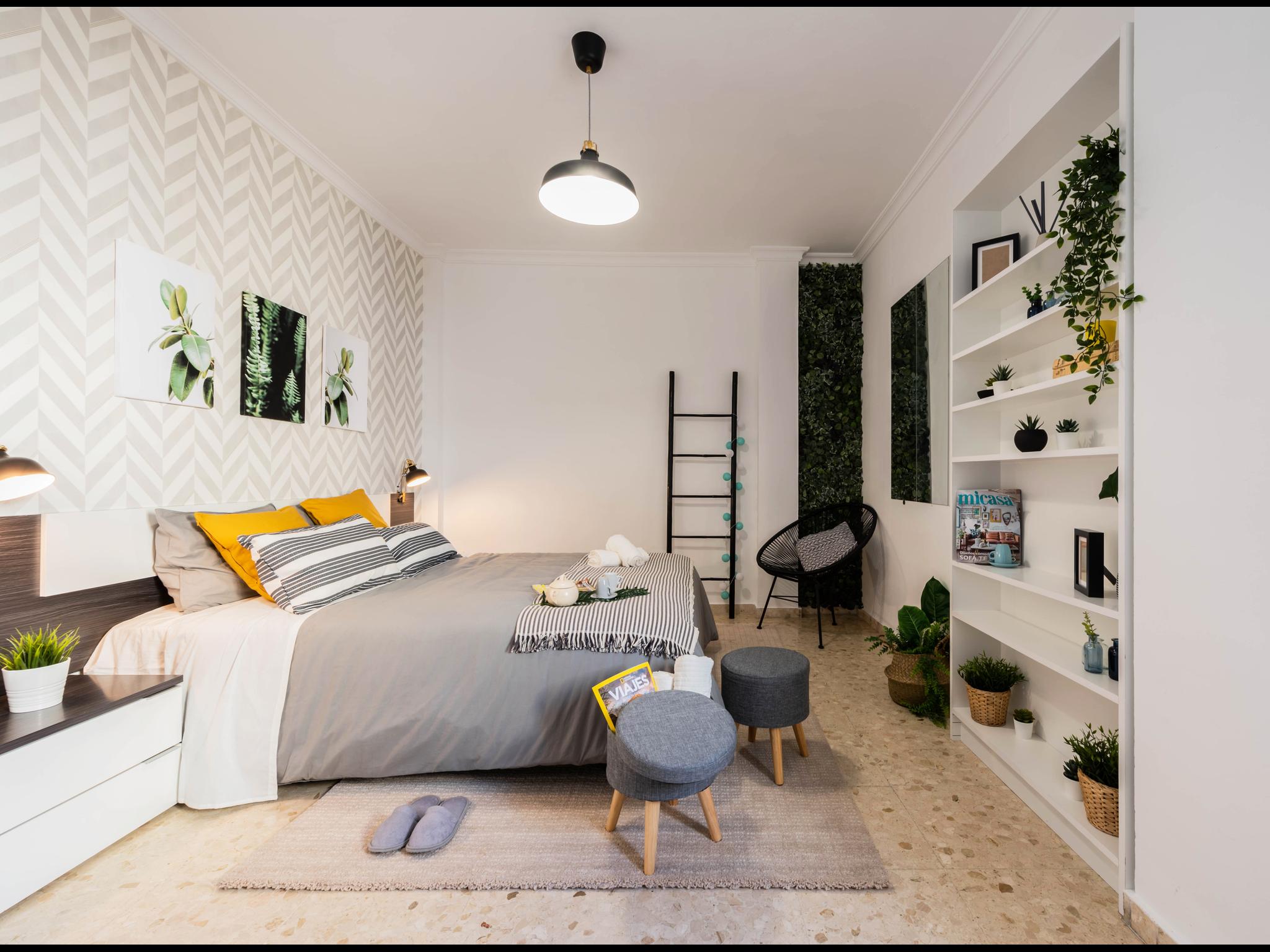 Francisco large private room in Málaga near the center - Bedroom