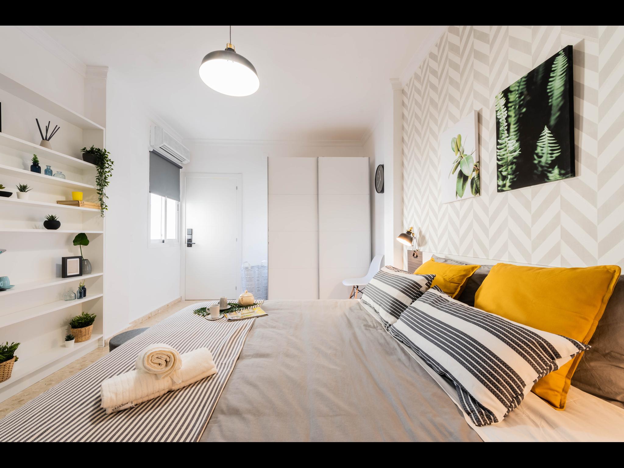 Francisco large private room in Málaga near the center