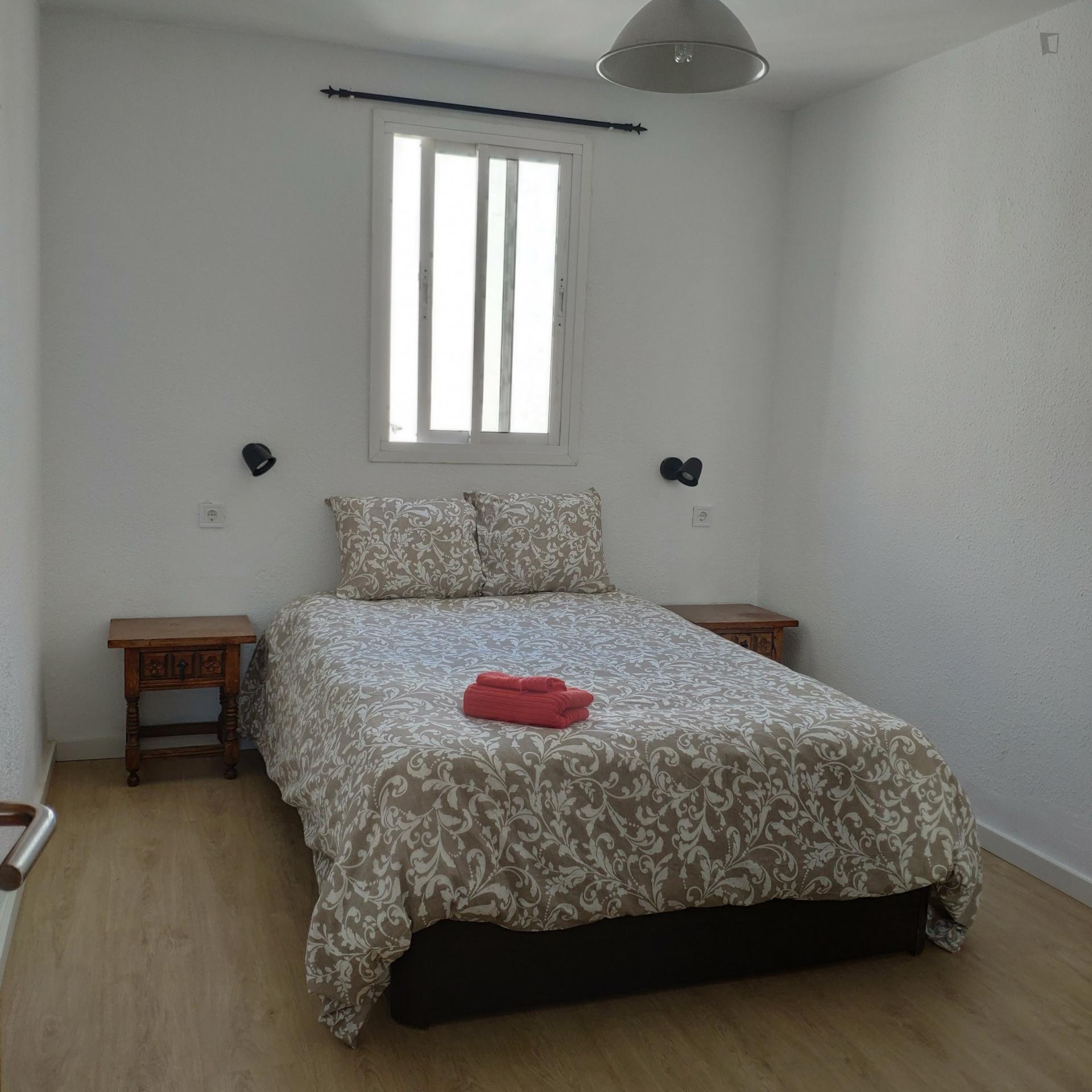 Blanca - Double room in Malaga in private apartment centrally located - Bedroom