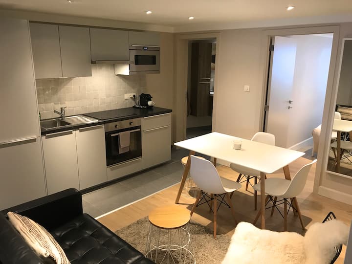Clementina 2 - Luxury expat apartment in Ghent - Kitchen