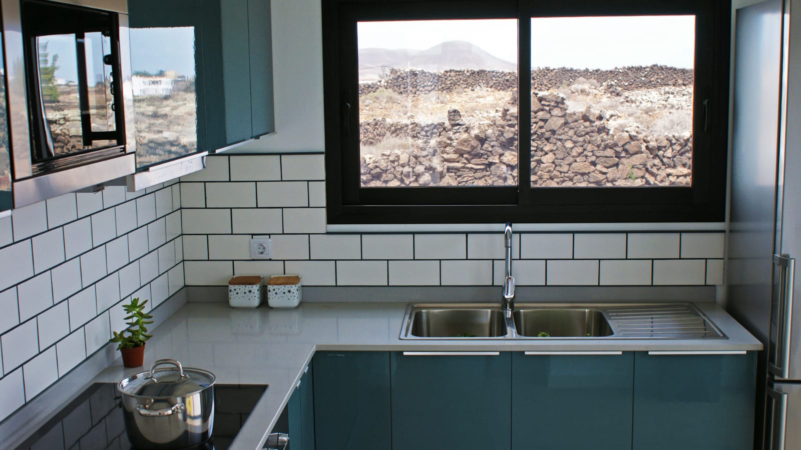 Lajares - Exclusive villa for expats on Fuerteventura - Kitchen