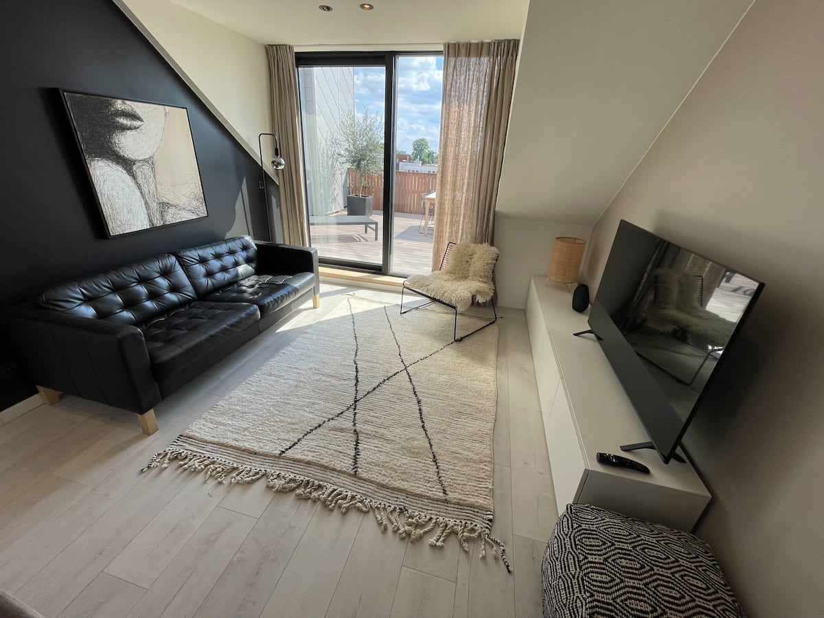 Clementina 5 - Exclusive loft in Ghent for expats - Living room