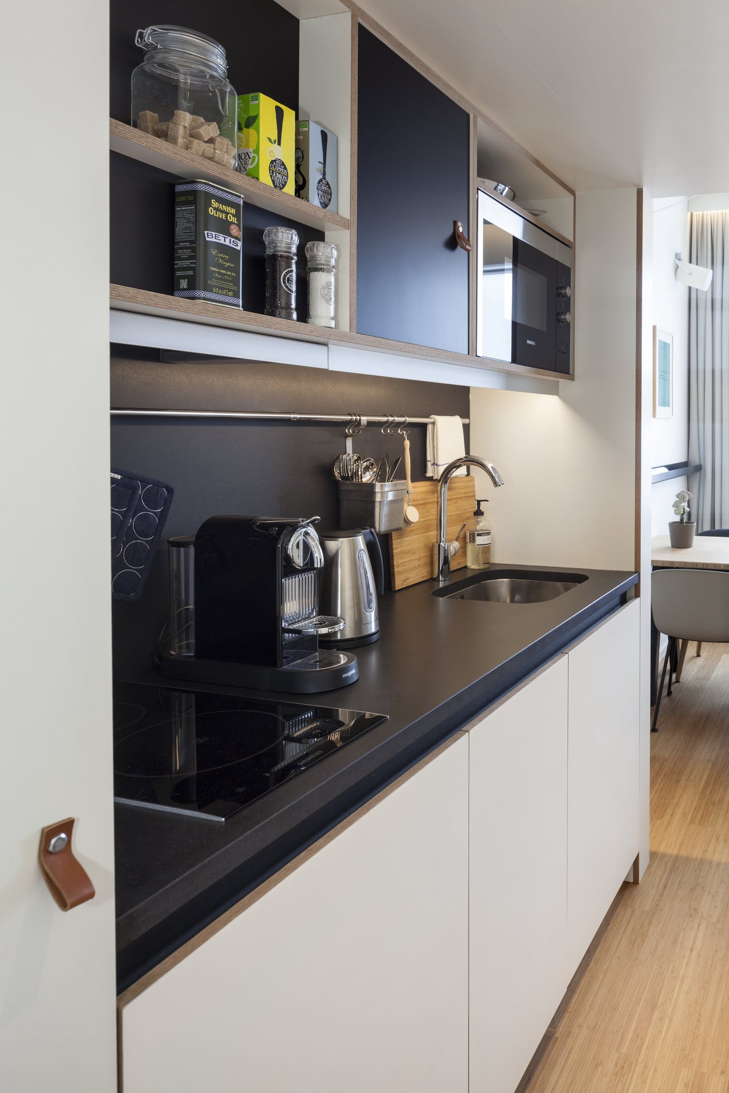 Weesper - Luxury expat studio in Amsterdam - Kitchen