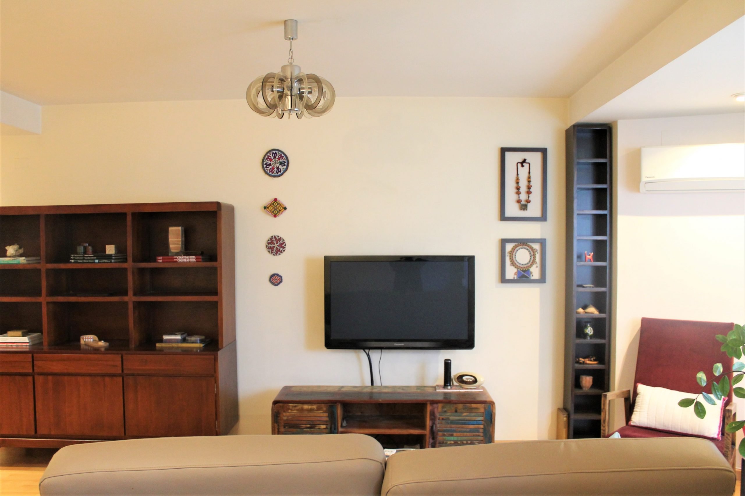 Sueca 38 – Spacious expat apartment in Valencia - Living room