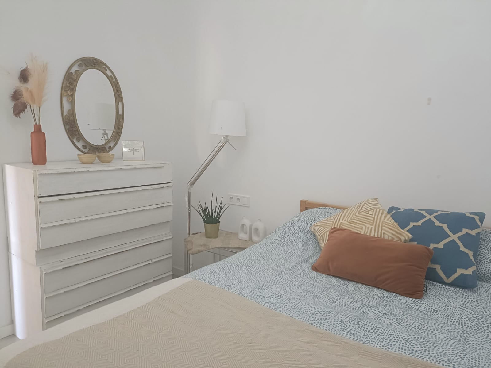 WhatsApp Image 2024-10-17 at 16.30.19 (4).jpeg