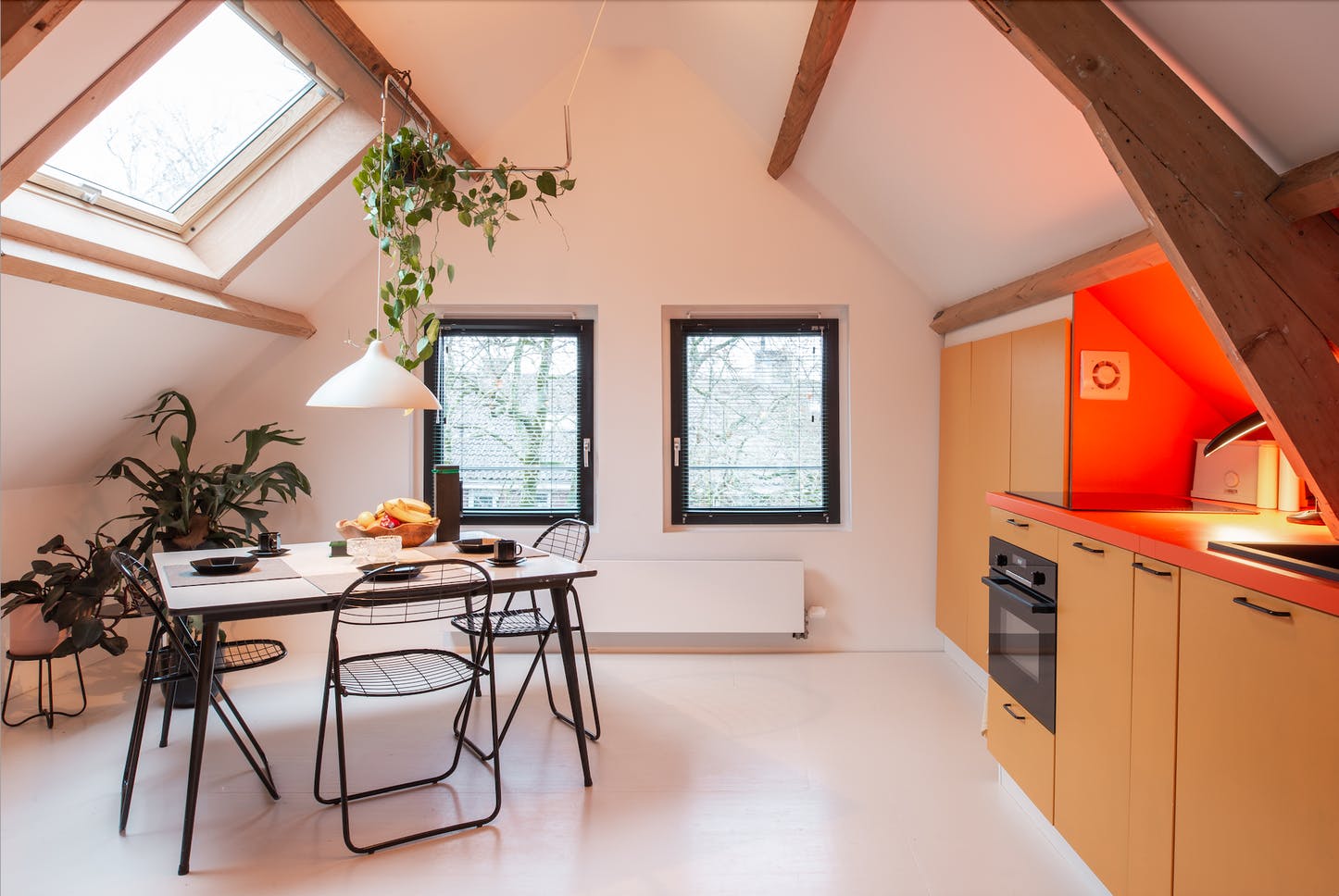Mathenesser - Exclusive expat rental in Rotterdam - Living room