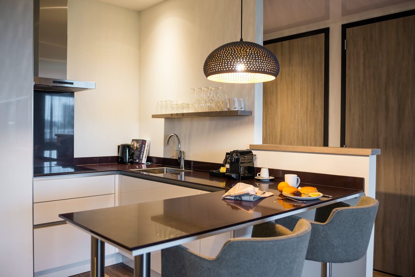 Bavinck - Exclusive studio in Amsterdam for expats - Kitchen