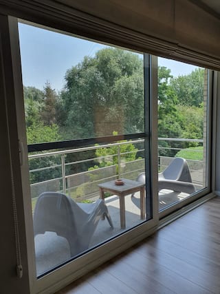 Frans Smets Temse - Entry ready flat for expats near Antwerp - Balcony