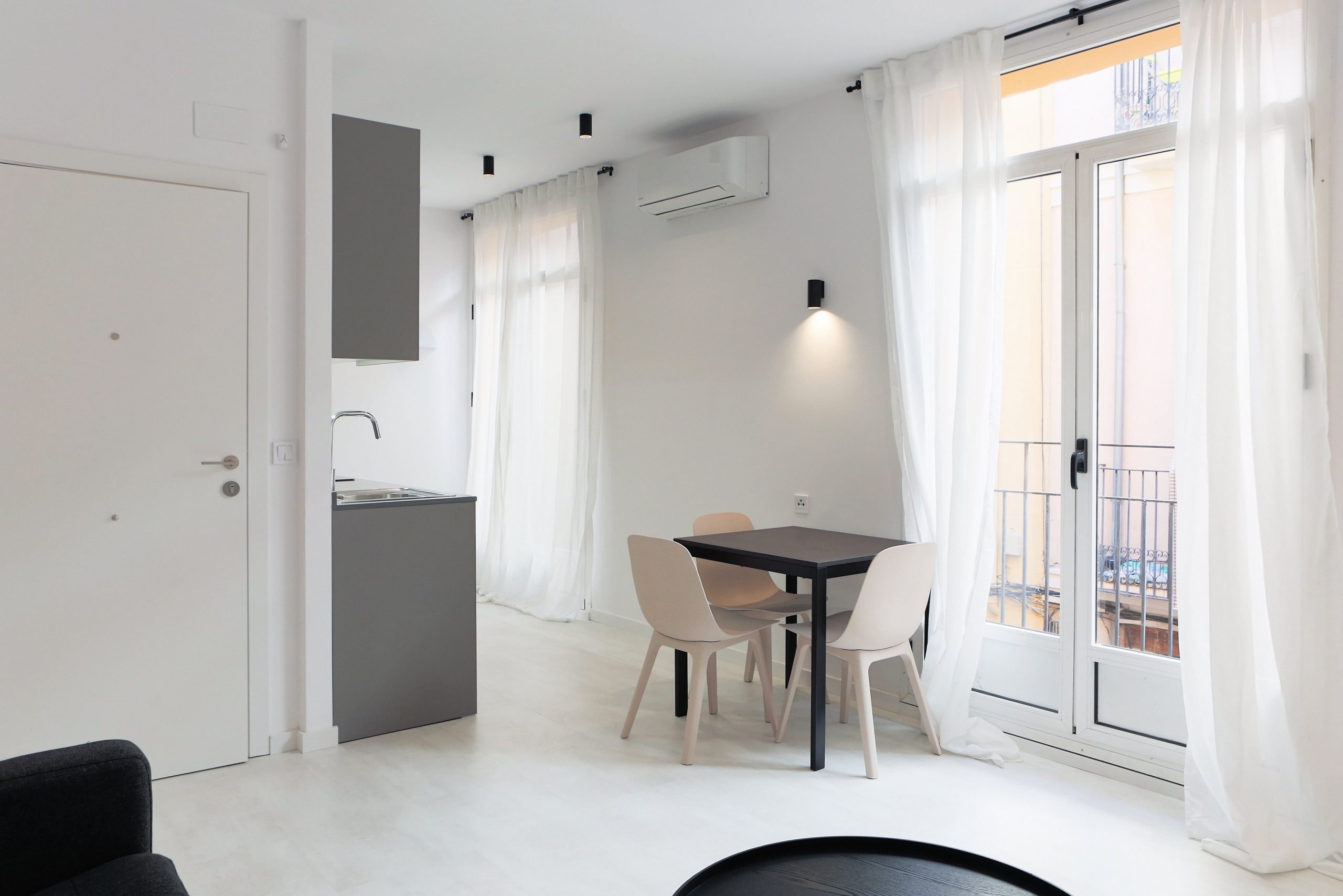 Tossal 1 - Lovely furnished expat flat in Valencia - Dining