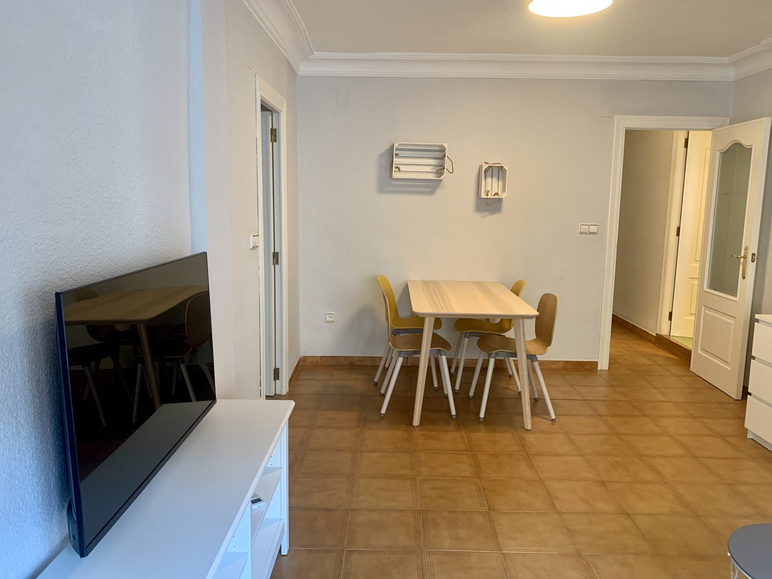 Lluis Oliag - Furnished rental for expats in Valencia - Living room