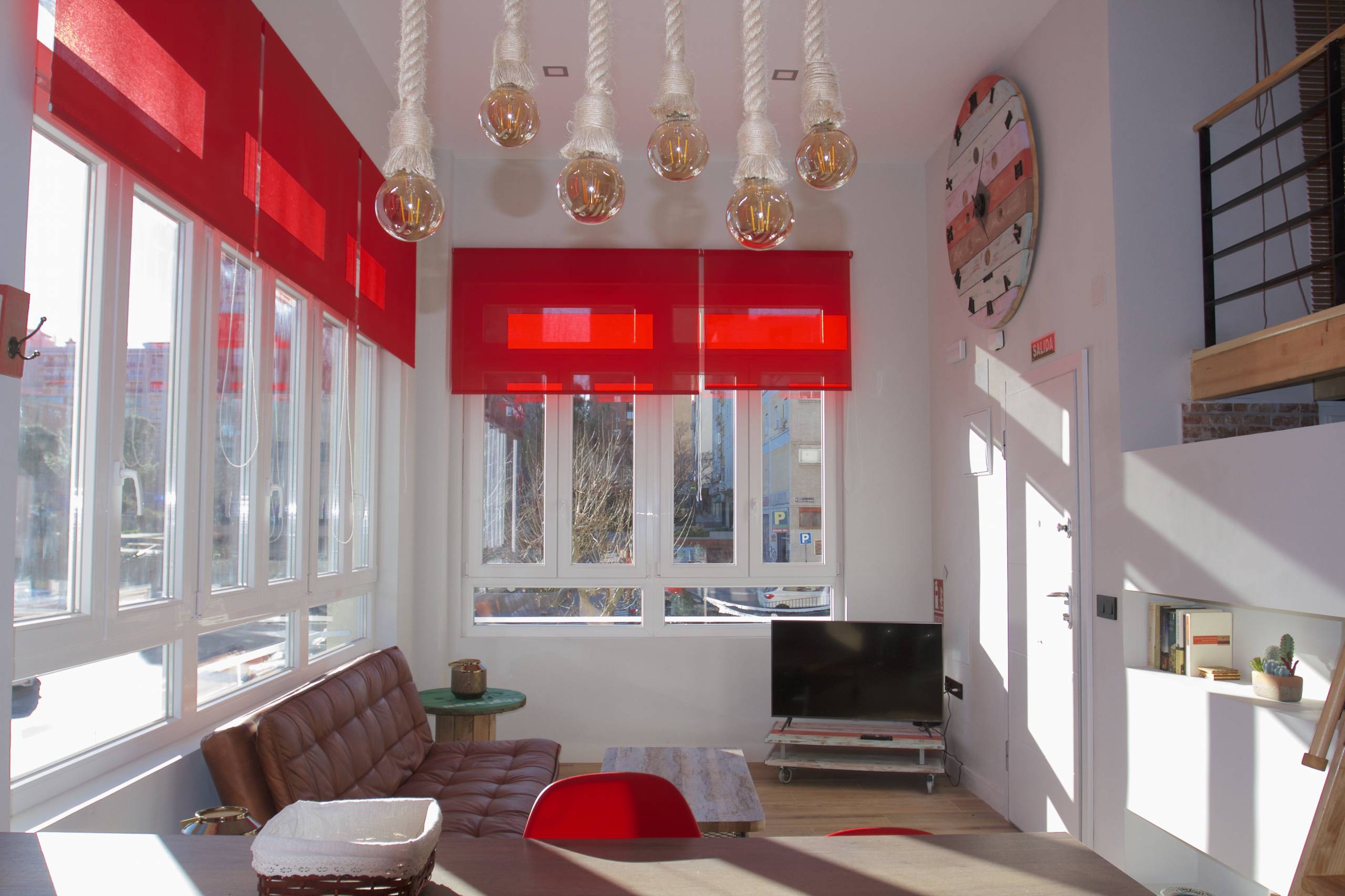 Mota 1 - Furnished duplex in Madrid - Living room