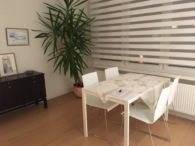 Expo 6 - Workers flat for rent in Antwerp - Living room