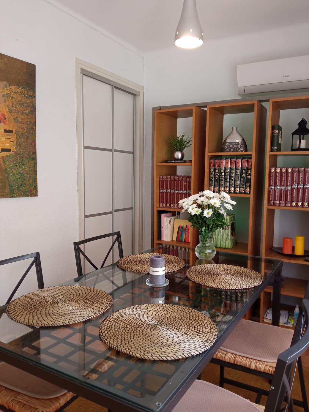 Ballester - Furnished rental for rent in Valencia - Living room