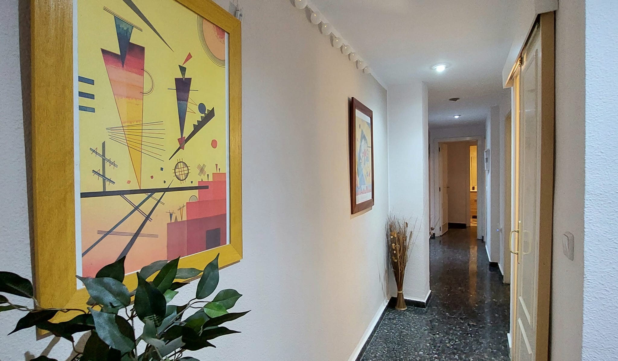 Costa - Furnished apartment for rent in Valencia - Hall