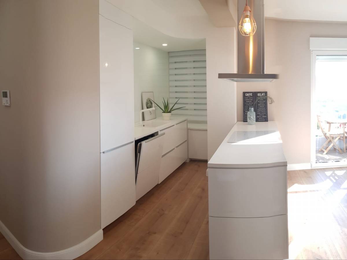 Vivers - Modern apartment for rent in Valencia - Kitchen
