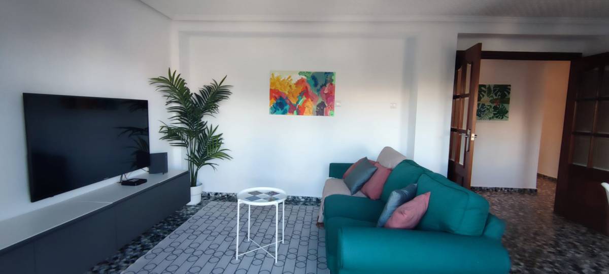 Milagrosa - Furnished apartment for rent in Valencia - Living room