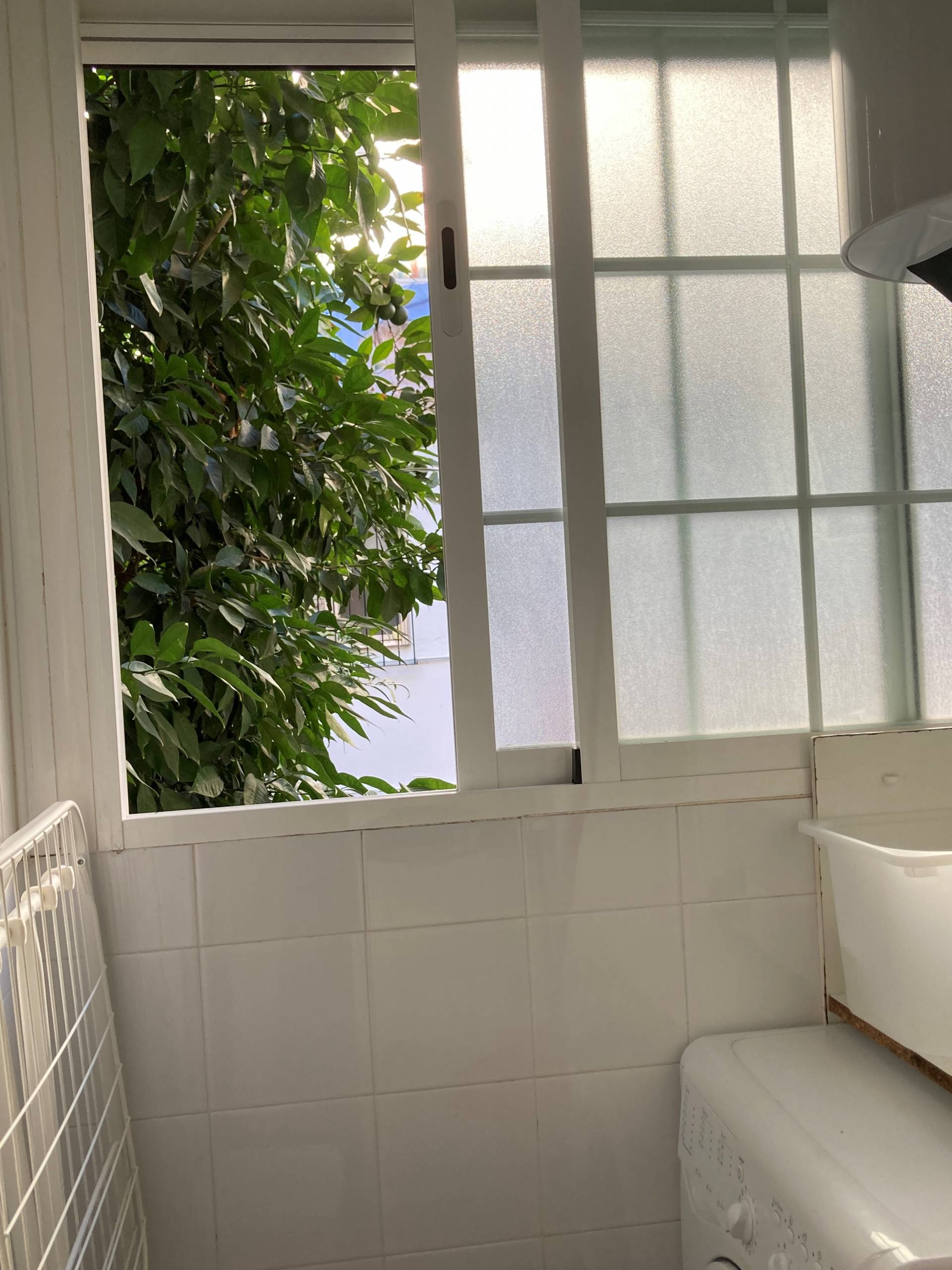 Bidasoa - Furnished apartment for rent in Sevilla - Washing machine