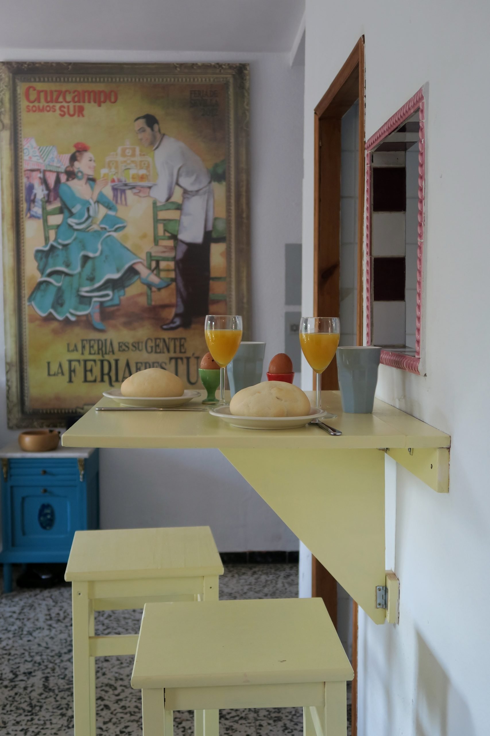 Rafi - Furnished flat for rent in Sevilla - The dinner table