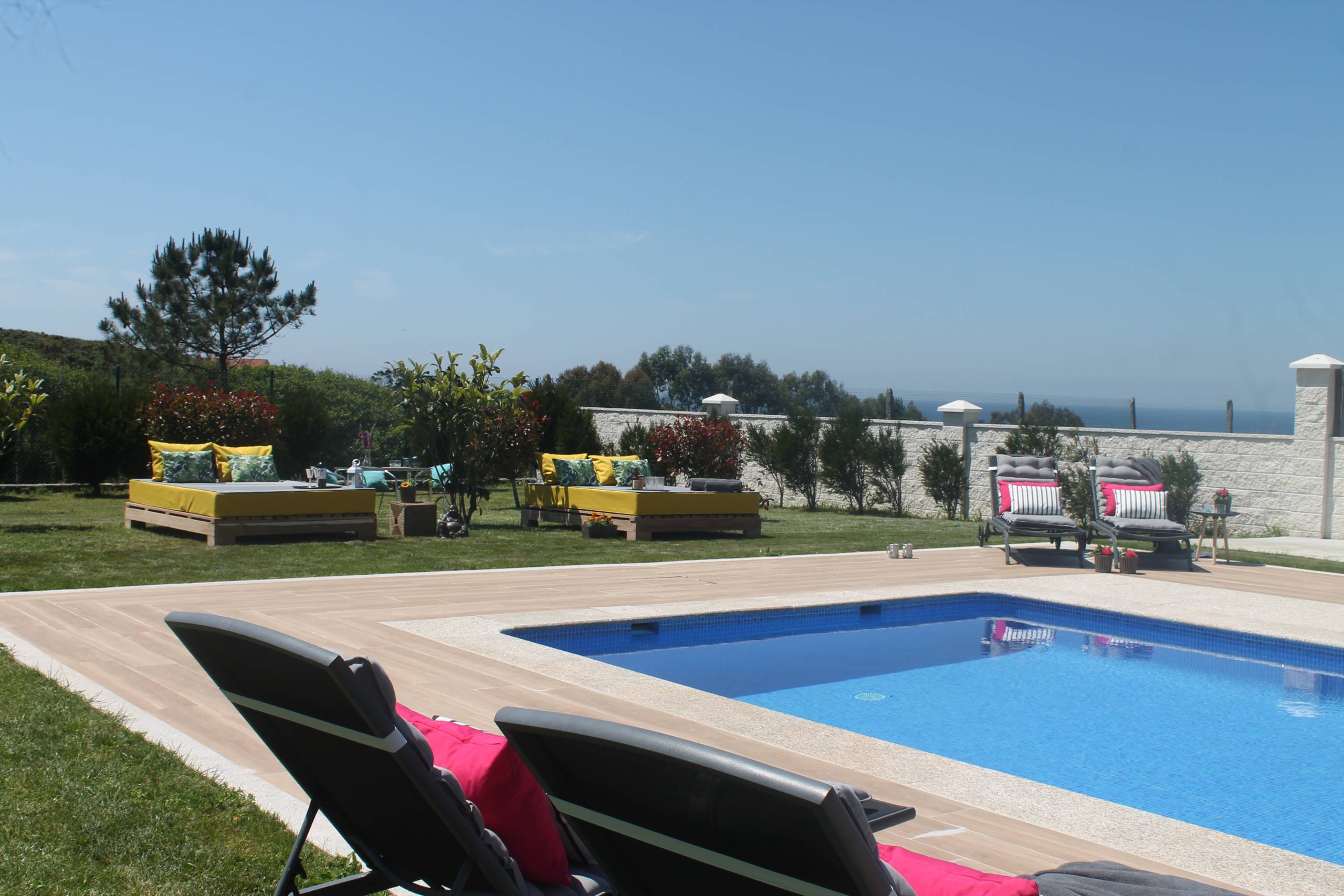 Villa Carolina - Luxury villa for rent in Galicia - Pool
