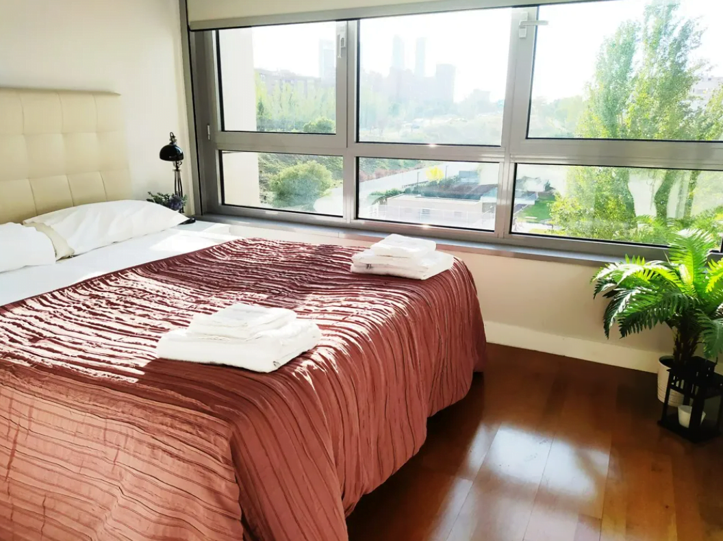 Chacón 6 - Exclusive rental in Madrid - Master bedroom