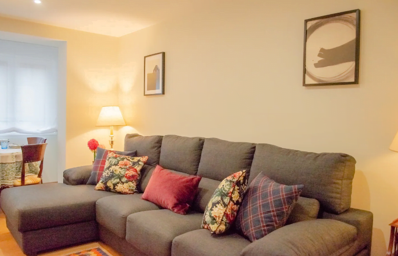 Marques - Furnished rental in Gijon - Living room