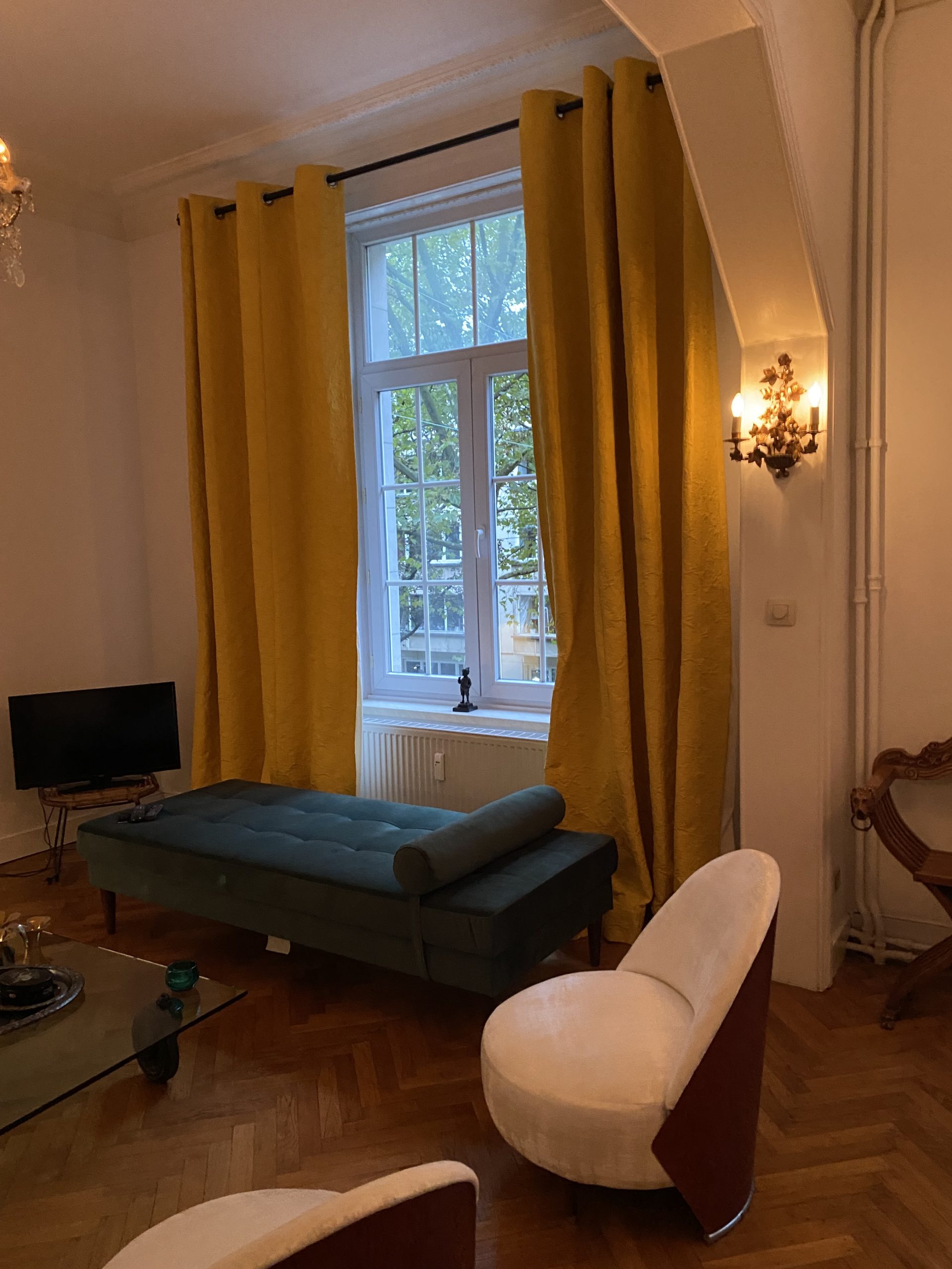 Molière - Exclusive apartment for rent in Brussels - livingroom