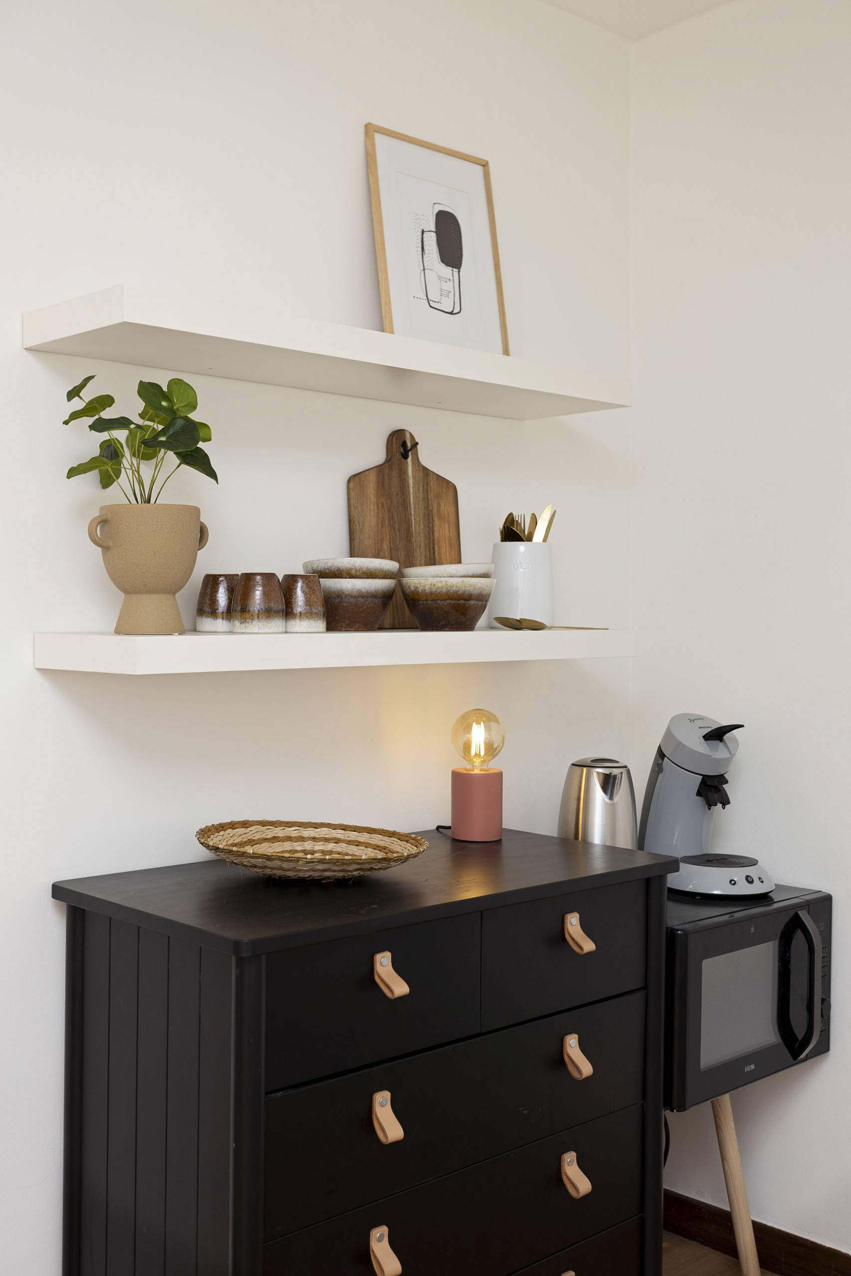 Cuerens - Lovely studio for rent in Brussels - Wardrobe